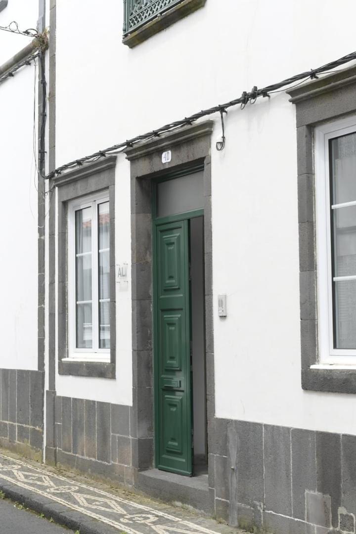 Welcomebuddy - Casa Branca - Centro Historico Ponta Delgada  Exterior photo